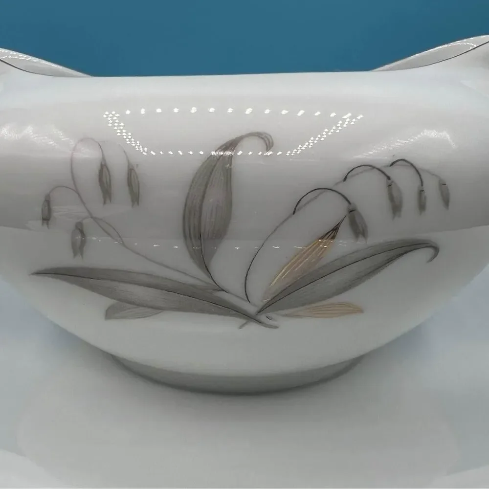 Gravy Boat attached underplate Kayson's, Rapsody